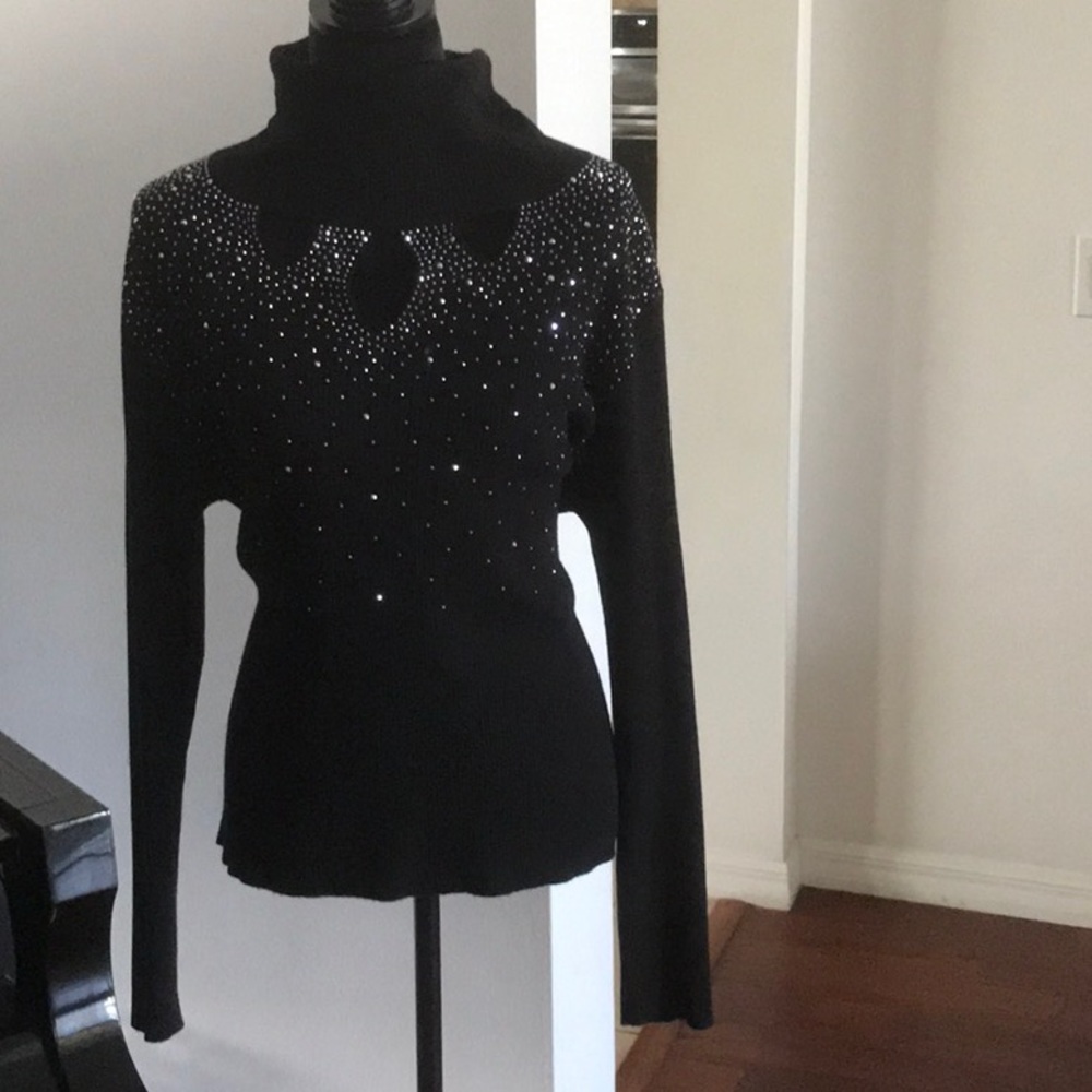 Ladies sweater